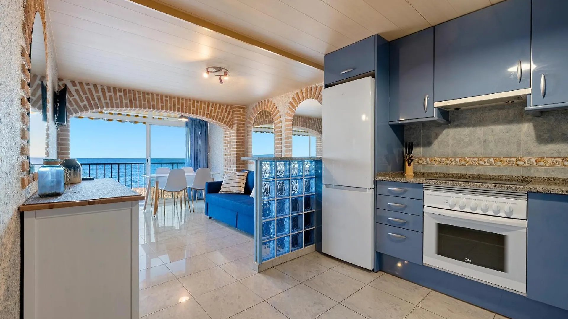 Hauzify I Apartament Plenamar Platja d'Aro 0*,  Spanyolország
